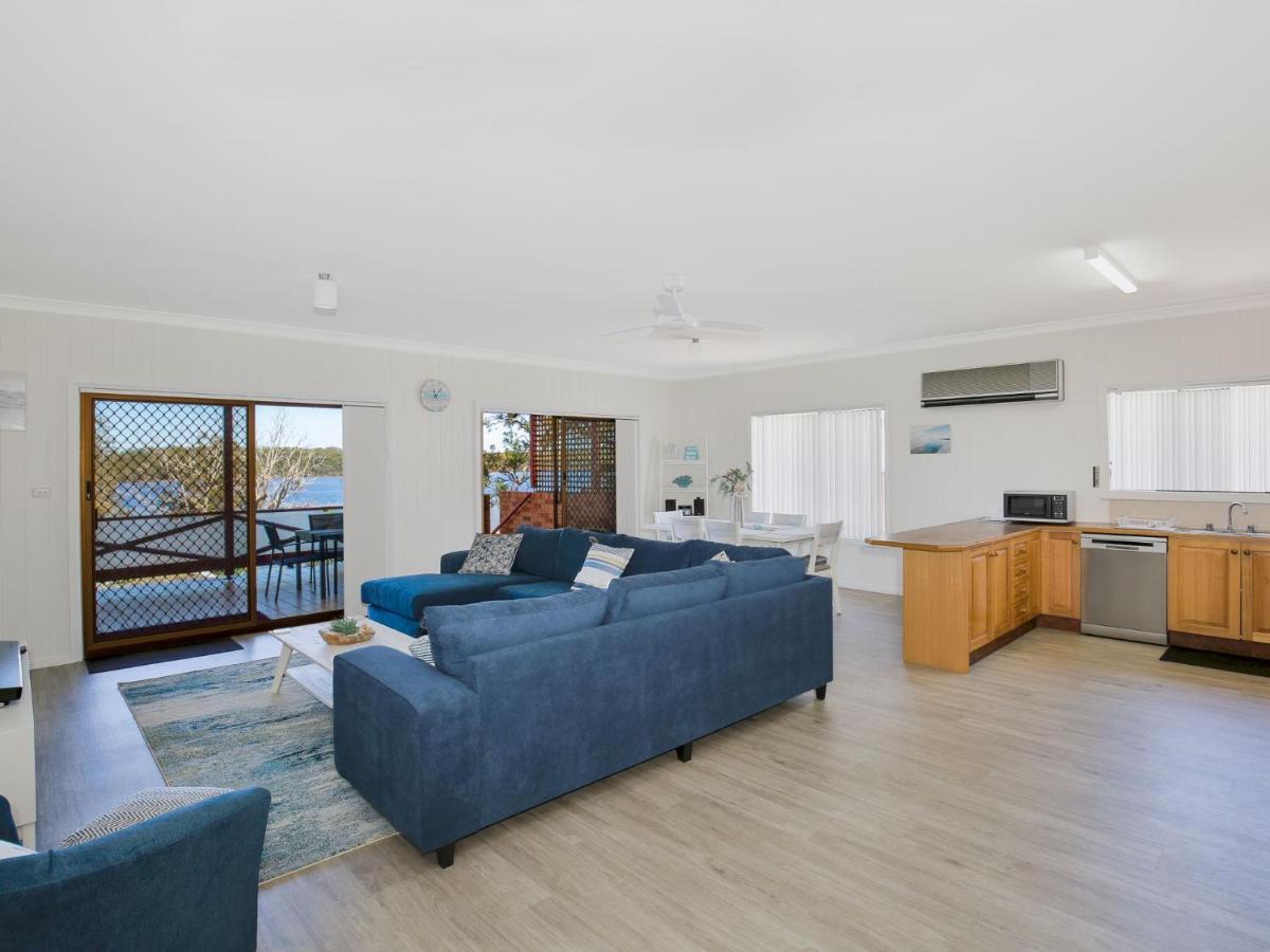 Bayview I Absolute Waterfront With Jetty I 5 Mins To Hyams * Erowal Bay