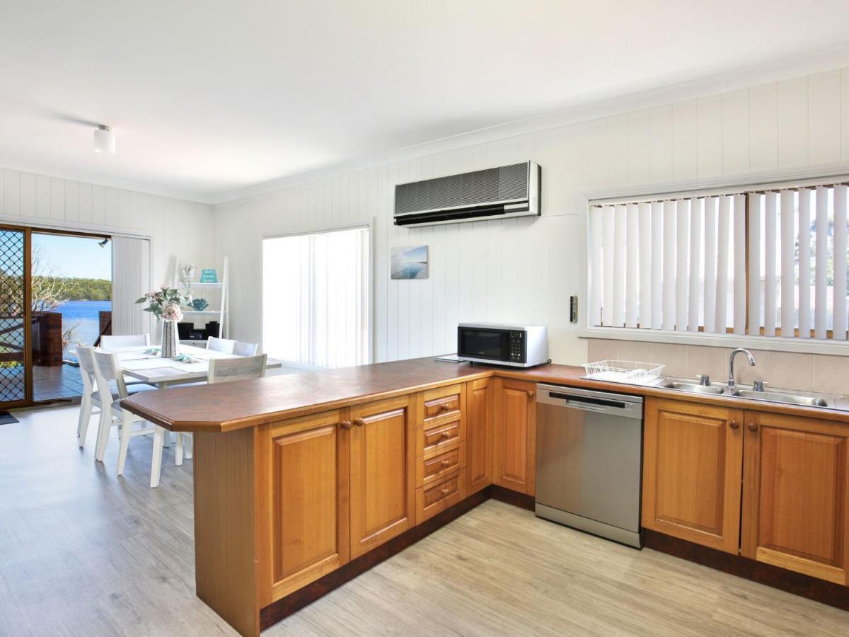Holiday home Bayview I Absolute Waterfront With Jetty I 5 Mins To Hyams *